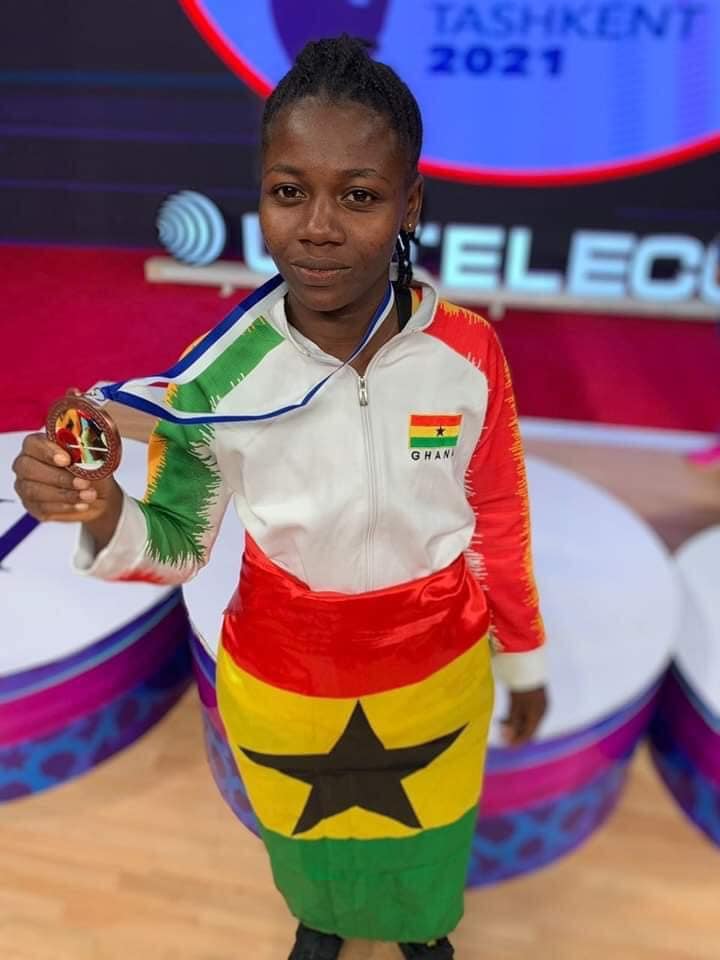 Ghana’s Winnifred Ntumi wins bronze at IWF / Commonwealth Weightlifting Championship